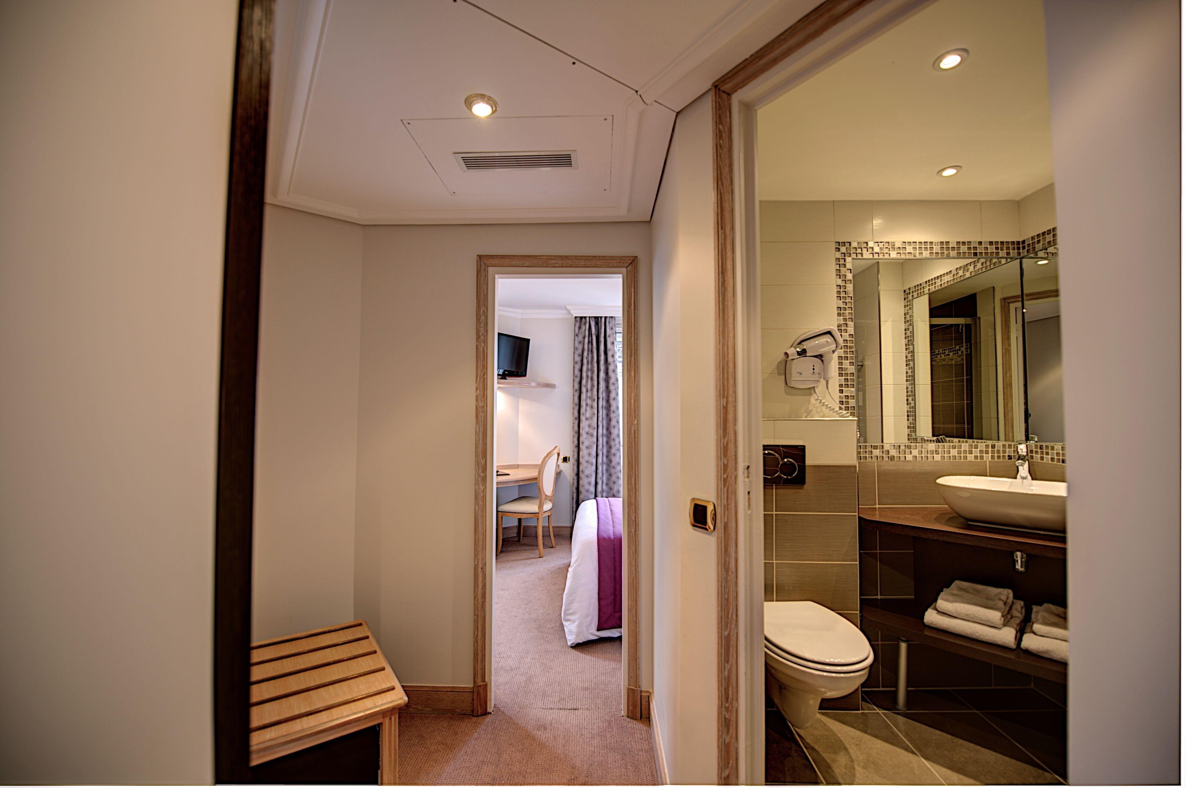 Du Midi Montparnasse Hotel