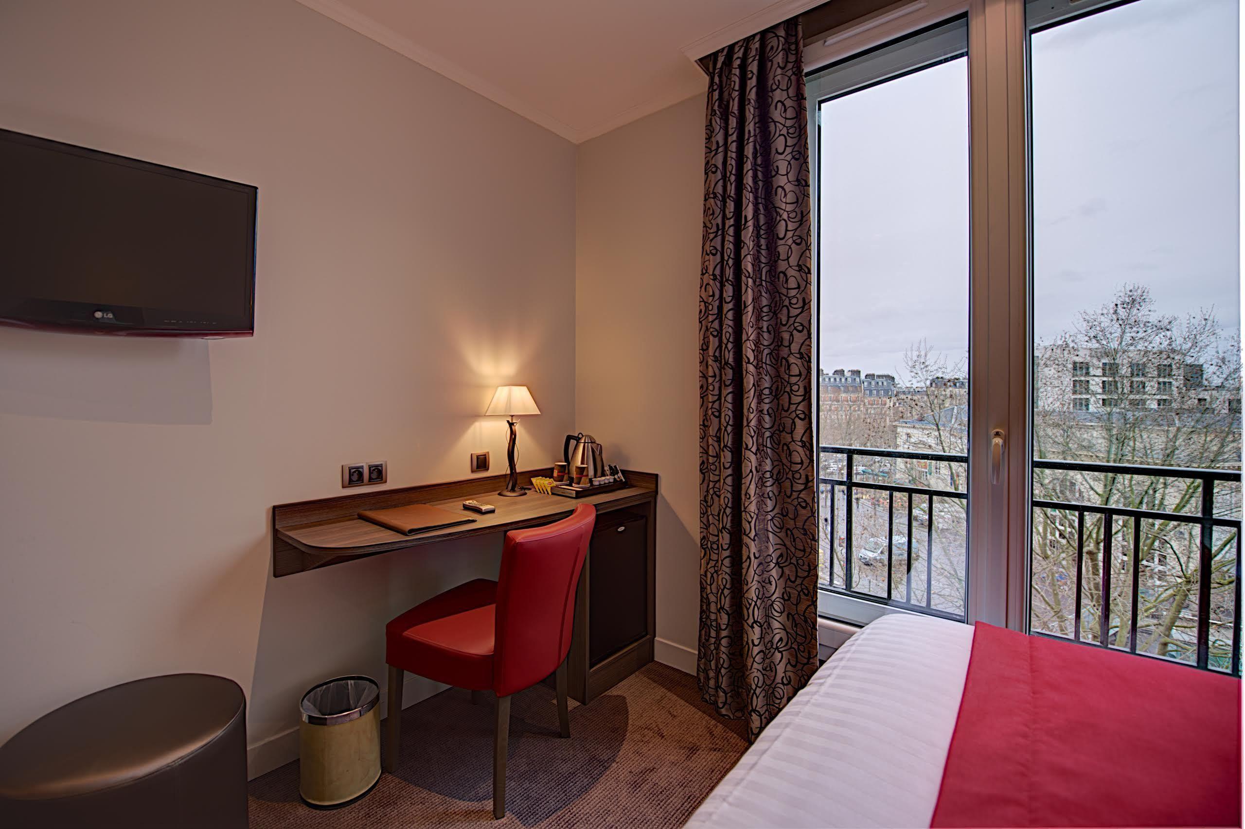 Hotel Du Midi Montparnasse 3*